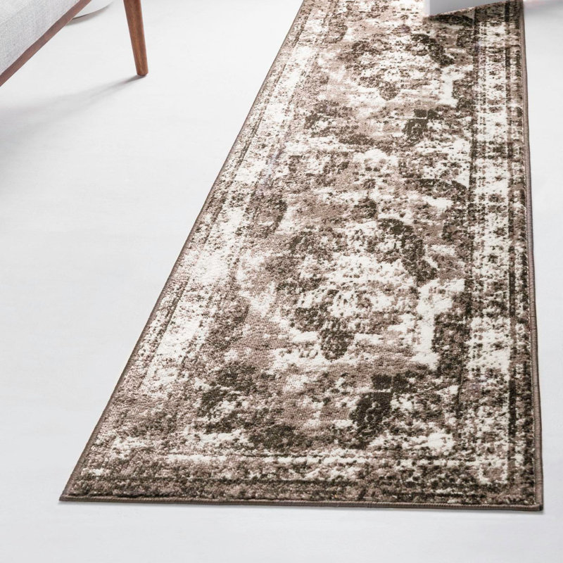 Tapis oriental Brandt, Tapis de couloir 2 pi x 9 pi 10 po, Light Brown