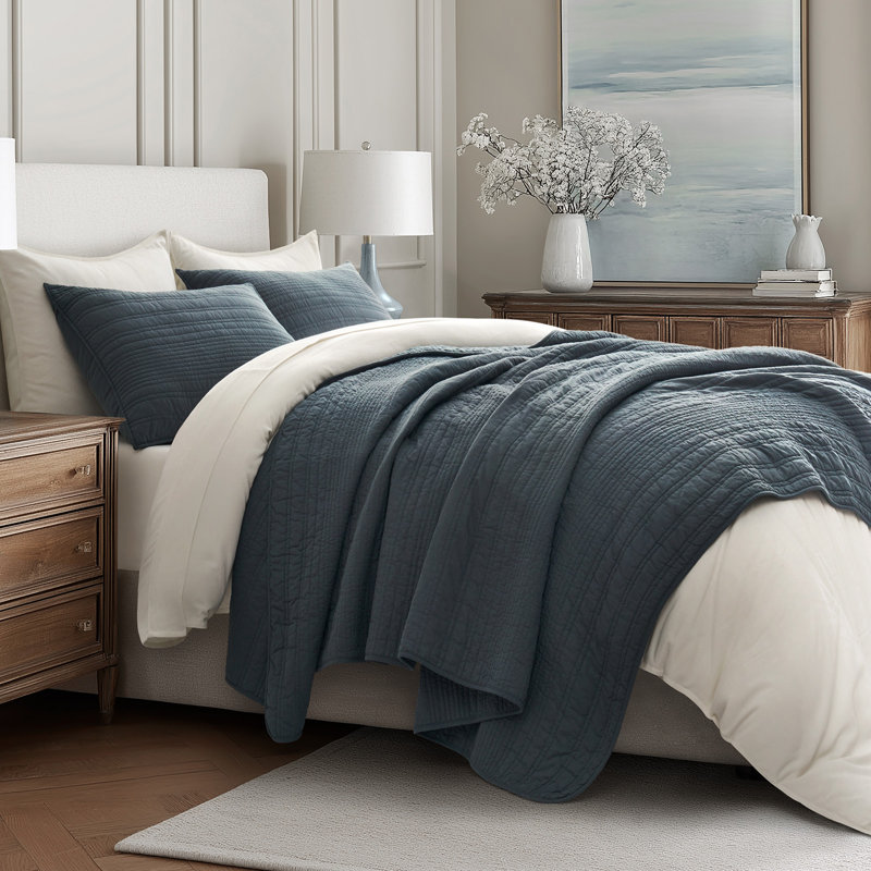 EVERGRACE 100% Cotton Modern Lines Quilt Set, Pre-Washed Soft Striped Coverlet Bedspread, 3 Piece Lightweight Bedding Set For All Season, With 2 Pillow Shams