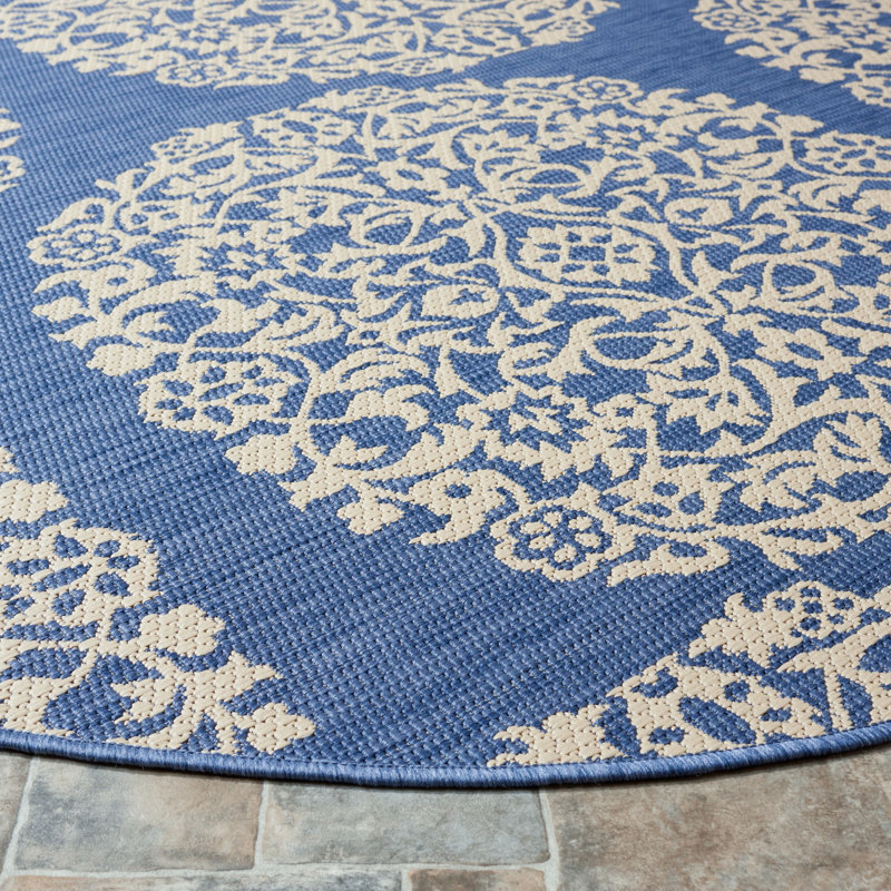 Holms Performance Damask Indoor/Outdoor Area Rug, Round 6'7"