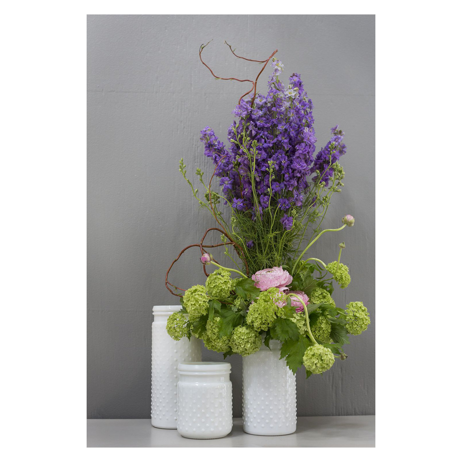 Valles Handmade Glass Table Vase, 9.25" H x 4" W x 4" D