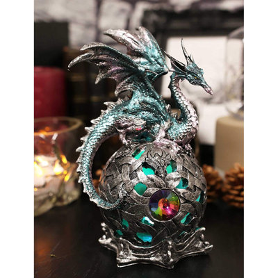 Fantasy & Sci-Fi Figurines & Sculptures