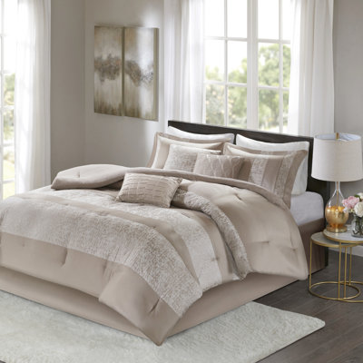 Édredon très grand en chenille taupe - effet dimensionnel et rembourrage 7 pièces avec coussins texturés