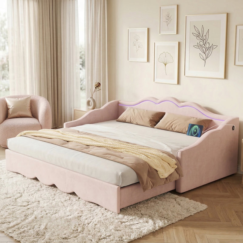Metal Daybed, Pink