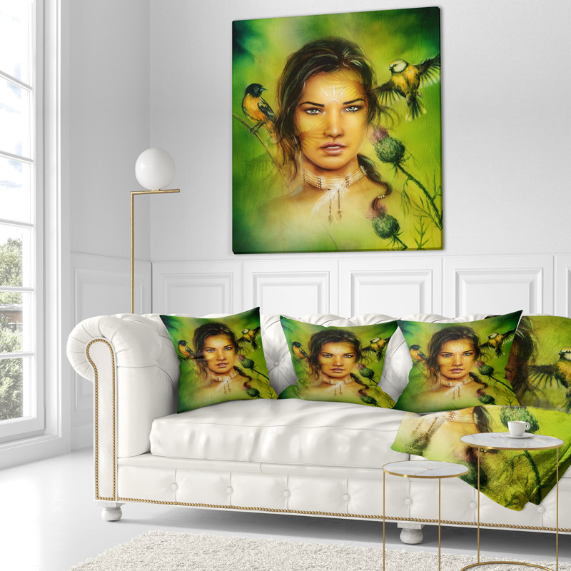 Femme indienne avec oreiller oiseaux Portrait