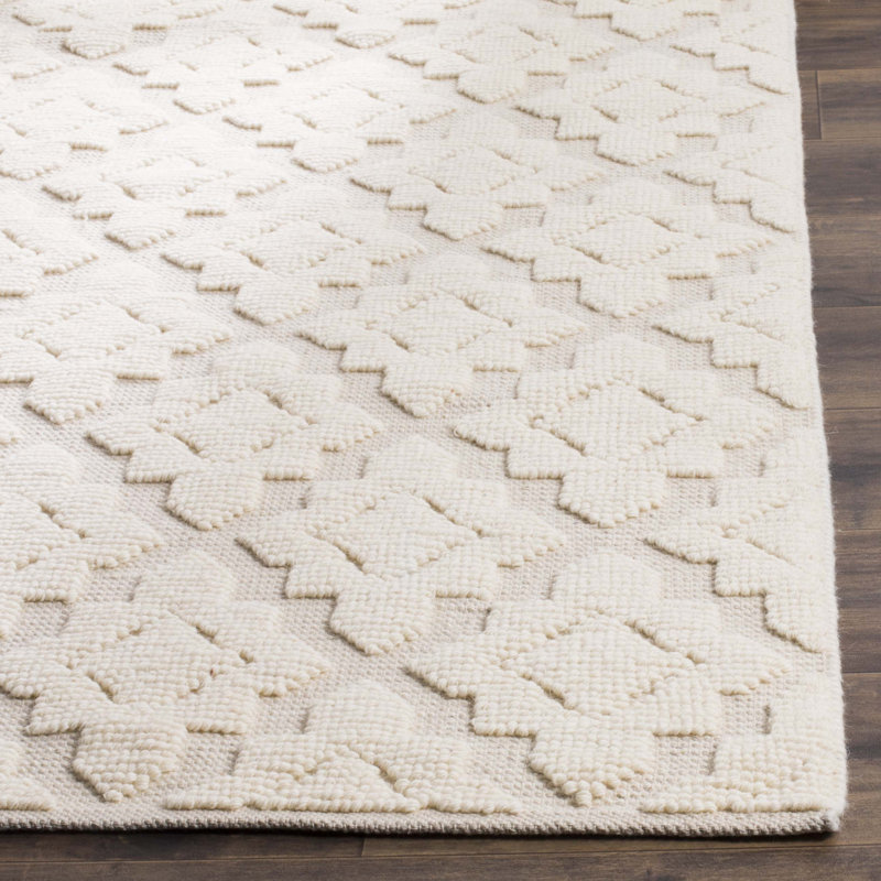 Vermont Hand Woven Wool/Cotton Geometric Rug in Ivory, Rectangle 3' x 5'