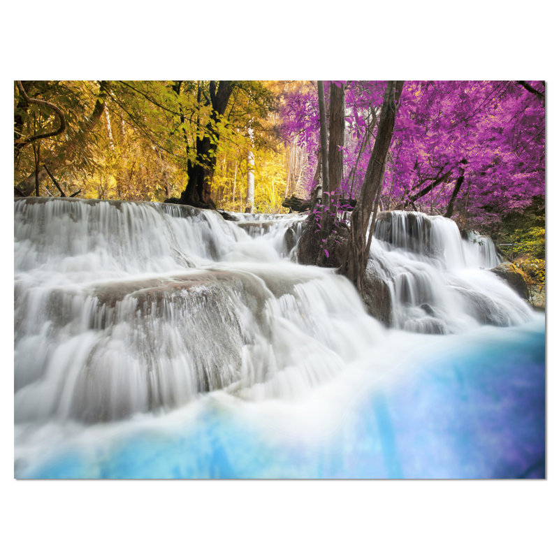 «Erawan Waterfall Landscape», reproduction de photo sur toile tendue, H 30 po x l 40 po