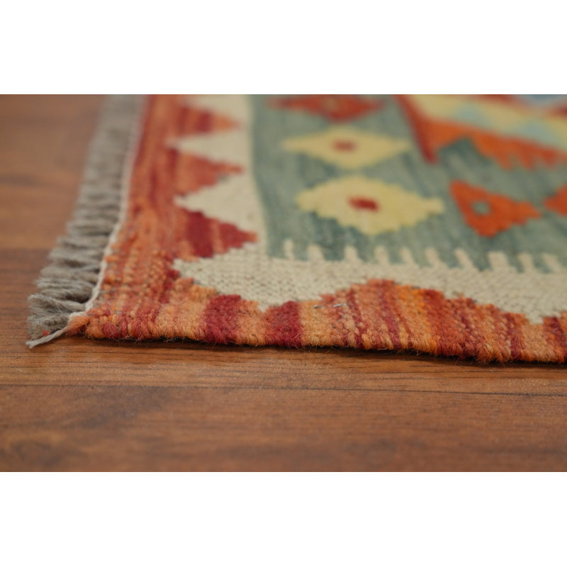 Tapis tribal multicolore tissé à la main