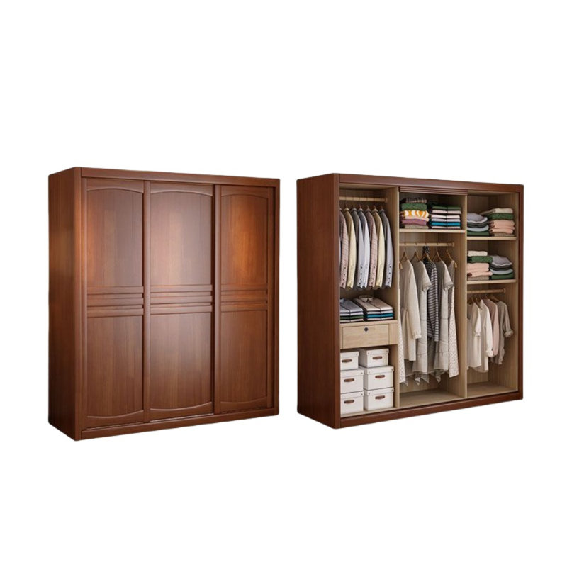 Garde-robe classique classique riche