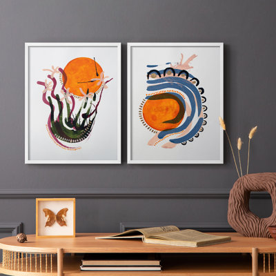 Marcher pieds nus dans l'herbe - reproduction encadrée de qualité supérieure - prête à être accrochée - aucun clou requis - aucun clou requis