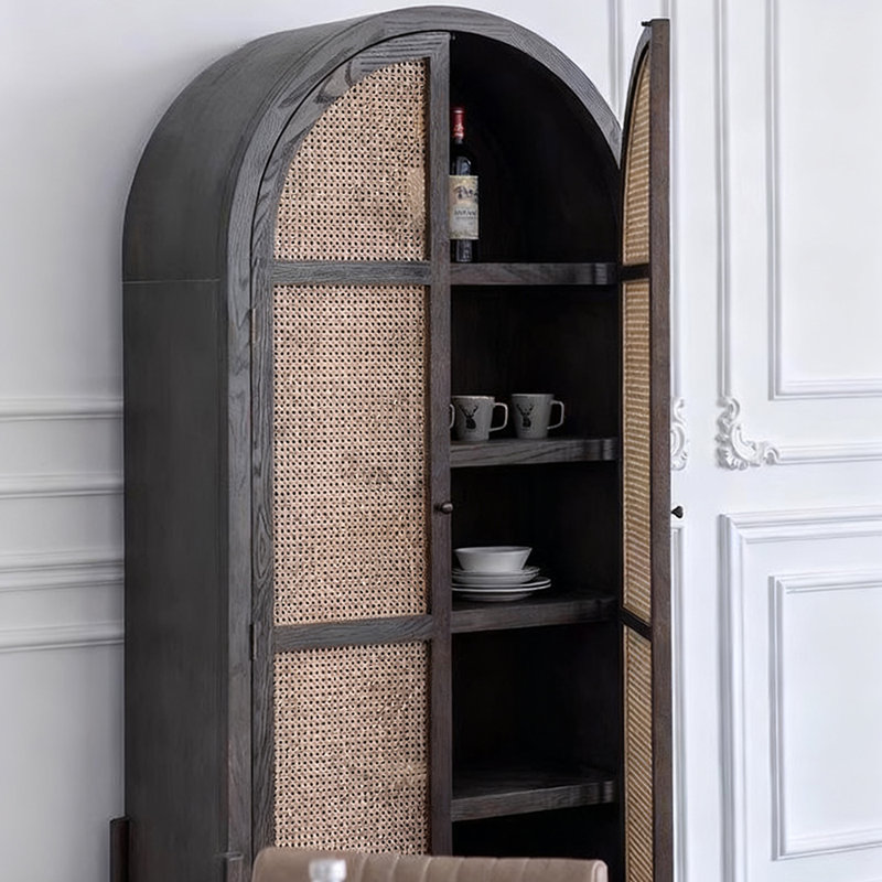 Bibliothèque luxueuse de style français