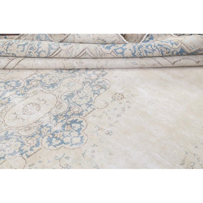 Tapis traditionnel délavé discret 10 x 13