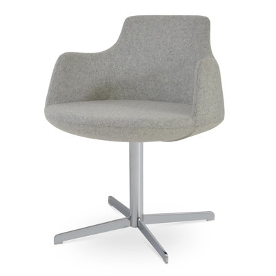 Derviche 4 étoiles chaise