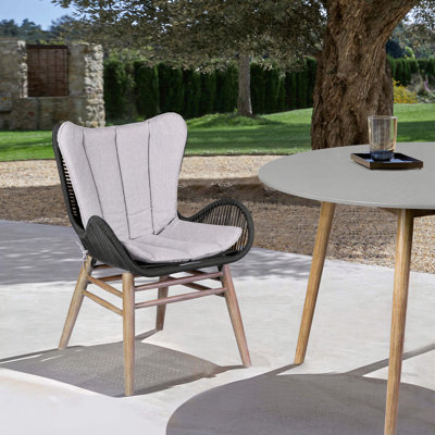 Chaise de salle à manger en bois d'eucalyptus avec corde tissée