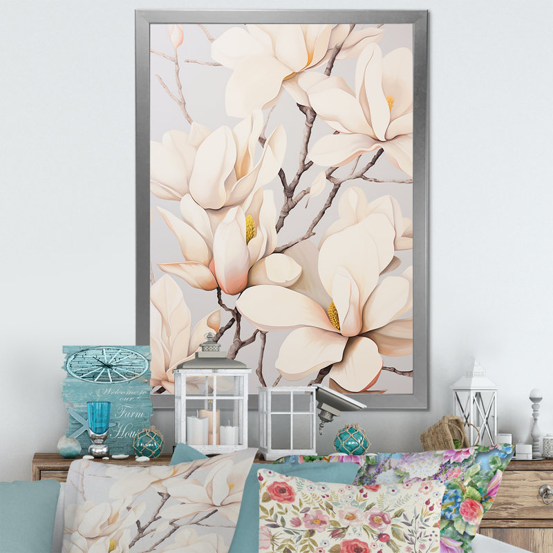 Beige de Magnolias «Dreamy» sur toile, Cadre simple argenté, H 20 po x l 12 po x P 1 po