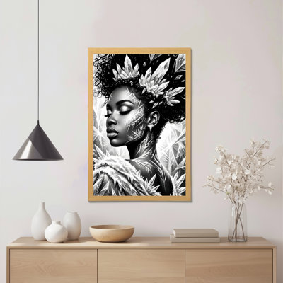 «Black and White Floral Crown Portrait», reproduction d'art sur toile tendue sur toile, ensemble de 1