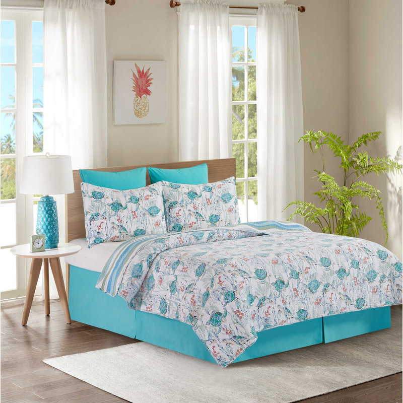 Sea Turtle Cove King Size Blue Cotton Reversible Quilt Set