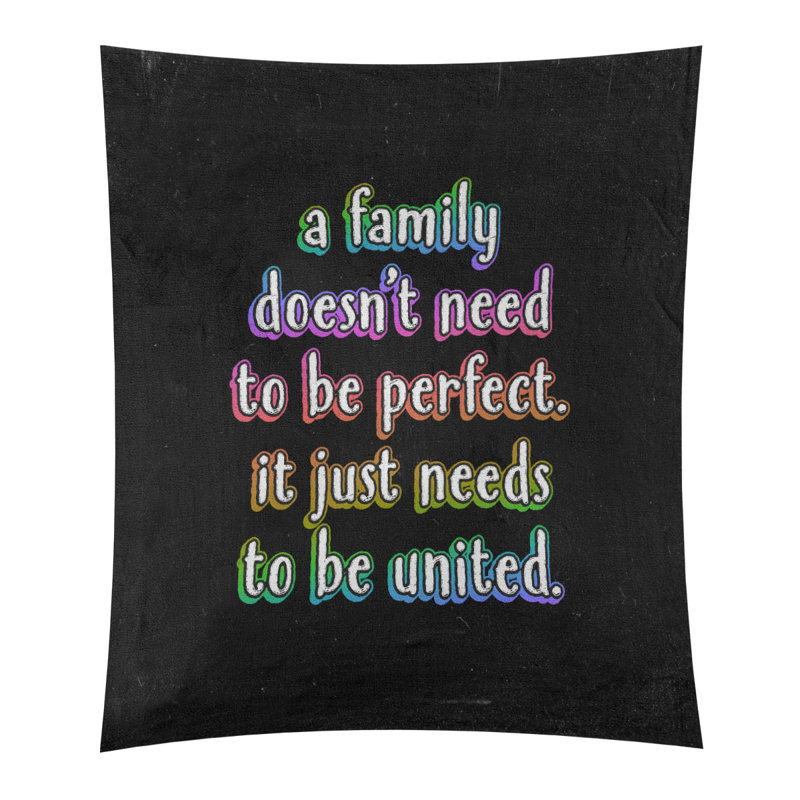 Tapisserie tableau noir en polyester famille love quot, H 104 po x l 88 po
