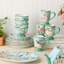Service de table 16 pièces Flora, service pour 4 personnes - Comprend des assiettes à dîner, des assiettes à dessert, des tasses à piédestal et des bols à crème glacée piédestal avec des motifs floraux inspirés de la nature