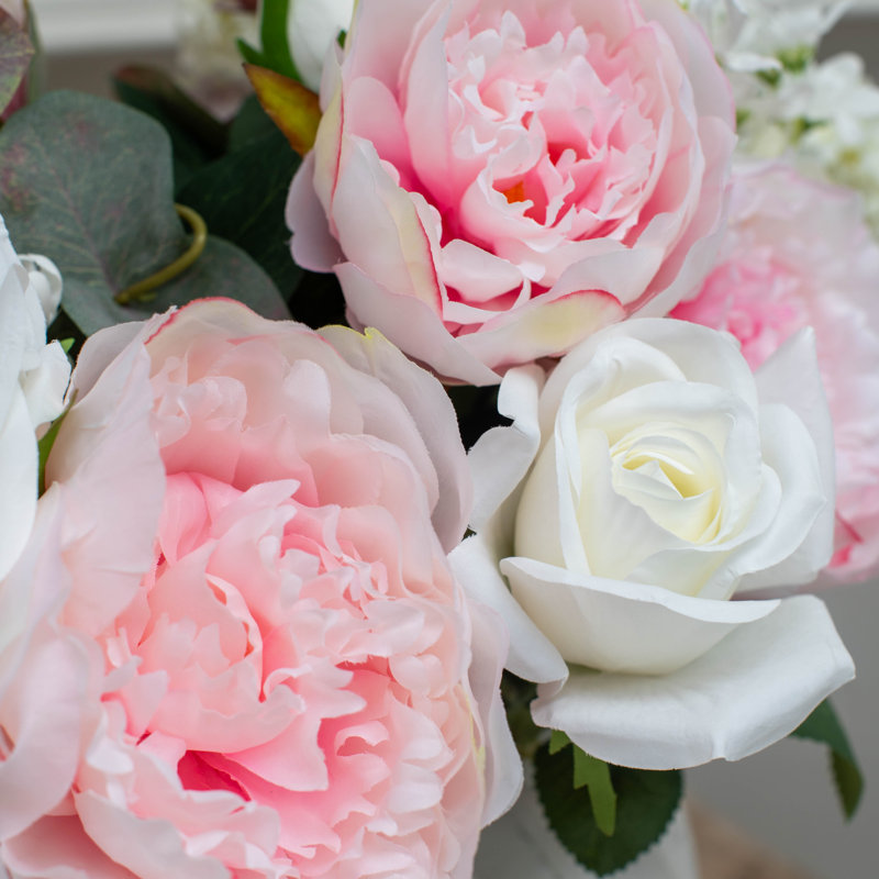 Arrangement