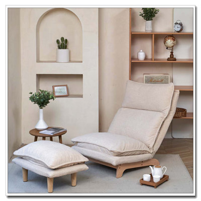 Chaise rembourrée avec repose-pieds