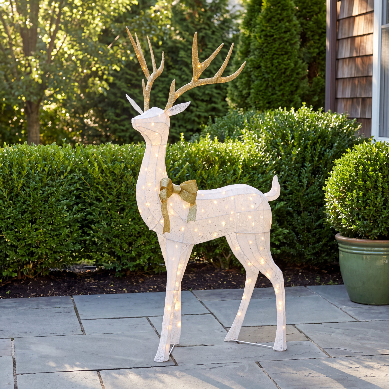 Pre-Lit Crystal Standing Buck Display