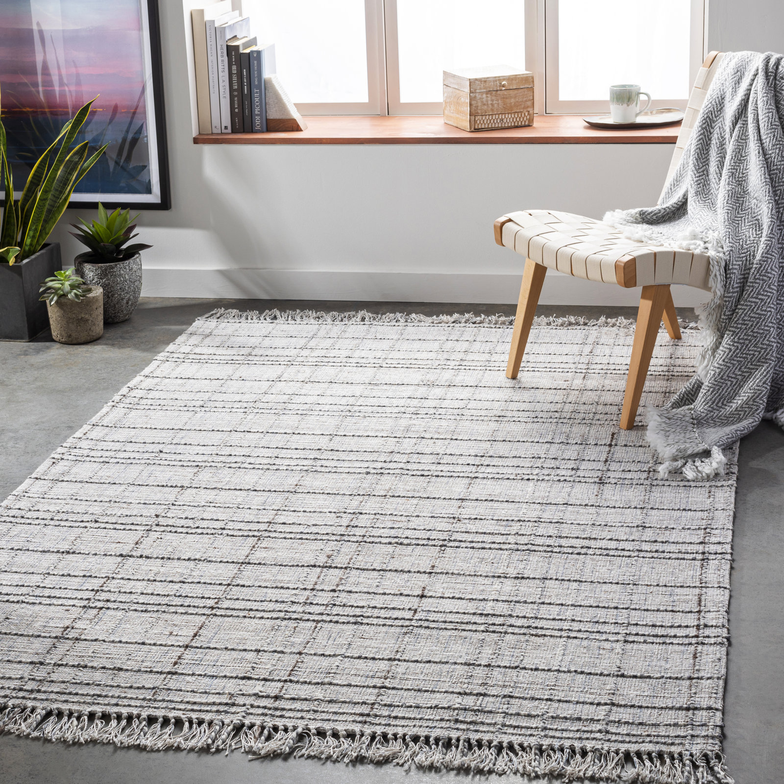 Mulliken Light Gray Ivory Hand-Loomed Rug, Rectangle 5' x 7'6"