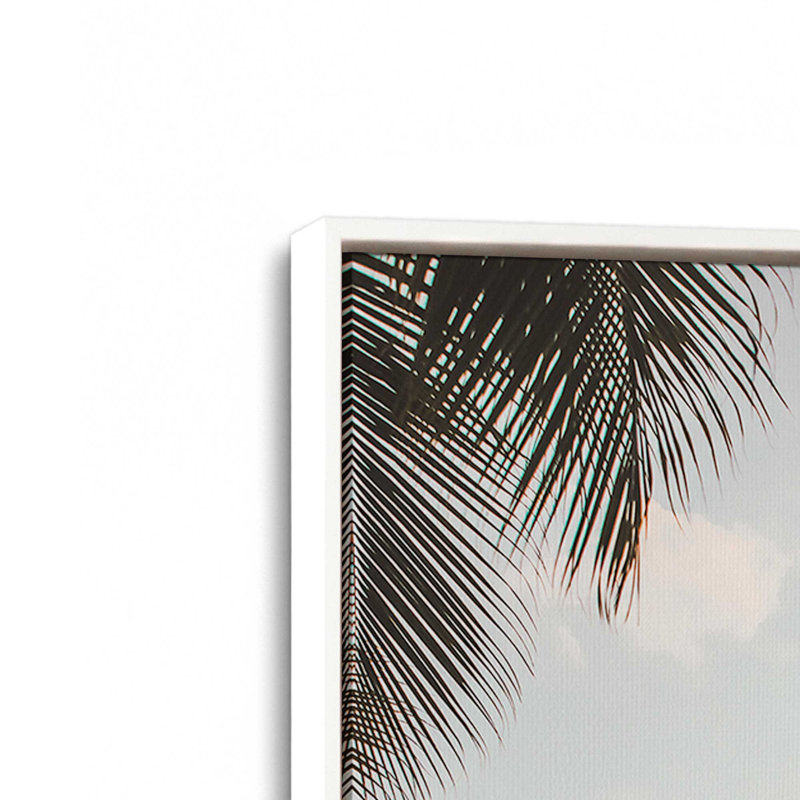 Impression sur toile Tropical Twilight, H 18,75 po x l 12,75 po x P 1,75 po, Cadre flottant blanc opaque