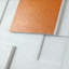 Art mural Mid-Century moderne en toile pour salon-504046266-504046267