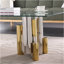 Table basse d'appoint rectangulaire en acier inoxydable pour le salon - table de centre élégante et moderne de 48 po avec verre trempé transparent (y compris la table basse, sans les chaises)