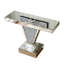 Console miroir avec pied central en forme de V ornée de diamants concassés