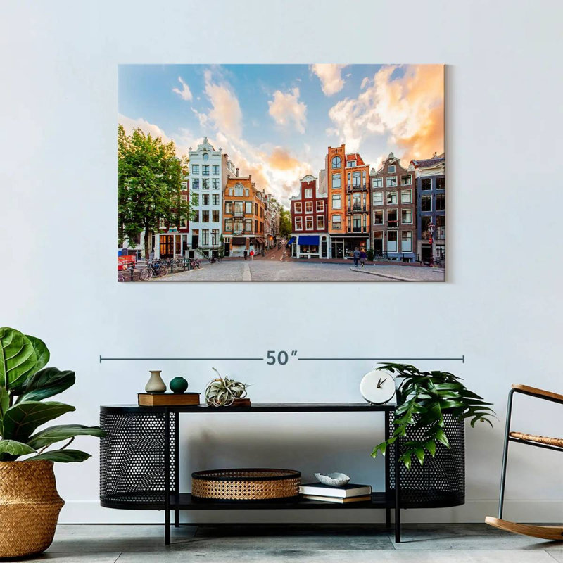 Amazing Amsterdam, H 30 po x l 45 po