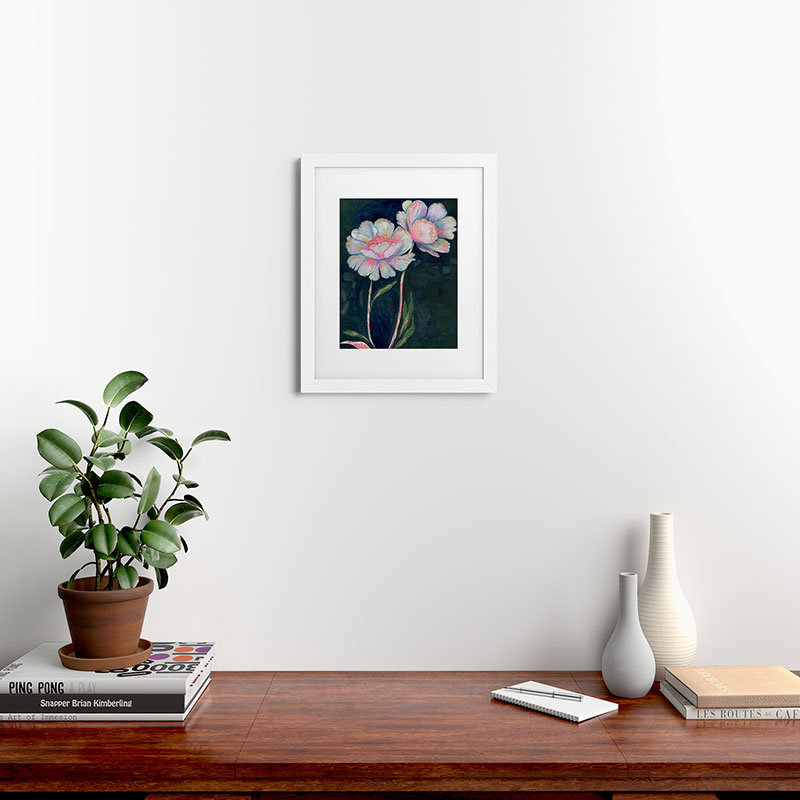 «Stephanie Corfee Flowers in The Dark», reproduction d'art encadrée, Blanc, H 20 po x l 16 po