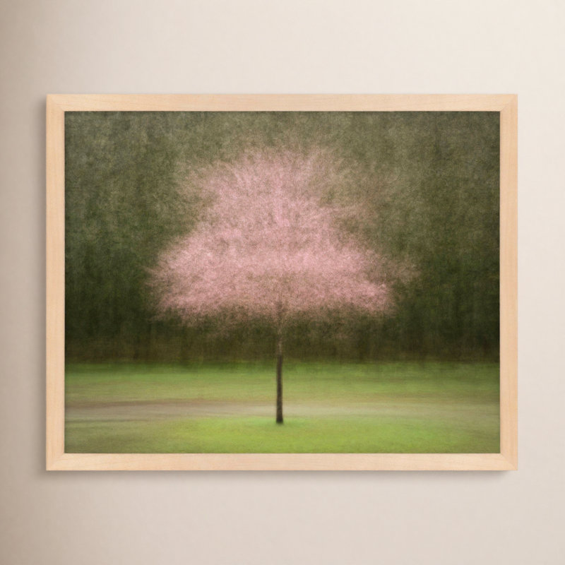 «Pretty in Pink» par Laura Zimmerman - Art mural encadré, Papier avec cadre érable, H 40 po x l 50 po