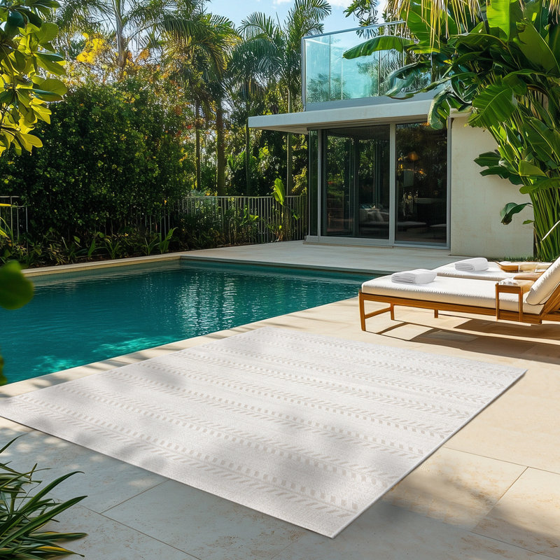Solterra Vista Cream Casual Botanical Stripe Flatweave Polypropylene Indoor/ Outdoor Area Rug, Rectangle 7'10" x 10'