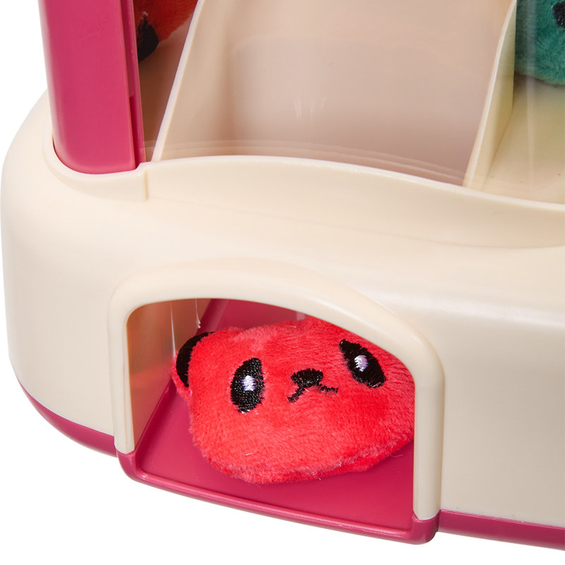 Dollhouse furniture & accessories
