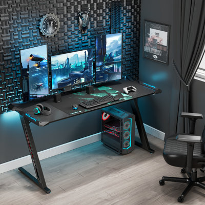 61" Gaming Desk With Z-Shaped Legs