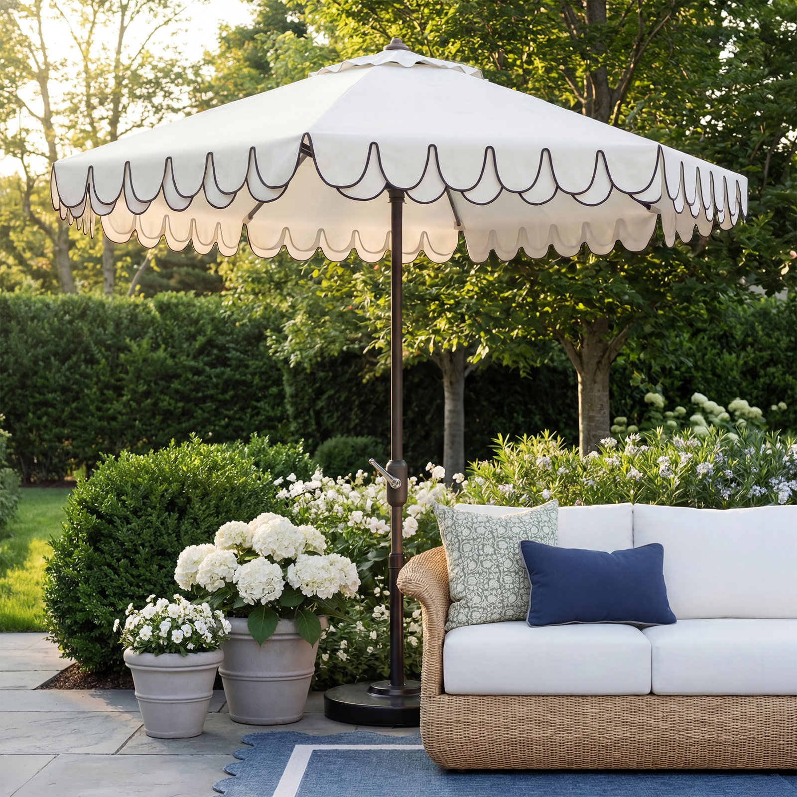 10.8' Beach Umbrella, Ivory/Black