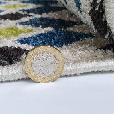 Tahani Geometric Area Rug