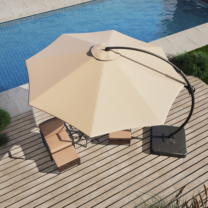 Parasol en porte-à-faux Ebonique avec base incluse, Champagne, H 108 po x l 144 po x P 144 po