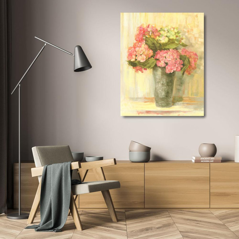 Hydrangea, 24" H x 19" W