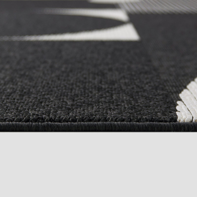 Tapis intérieur / extérieur noir / blanc Ernstville, Rectangle 7 pi 10 po x 10 pi
