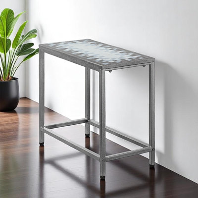 Lisbon Une table d'appoint avec une extrémité latérale