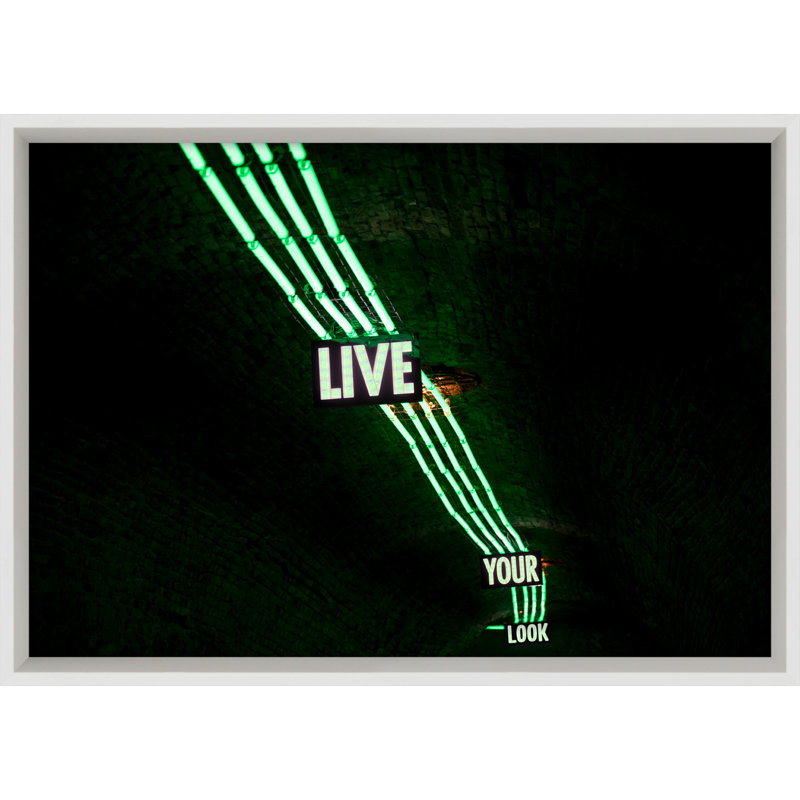 «Live Your Look» par Mat Sanders - Cadre photo art textuel sur papier