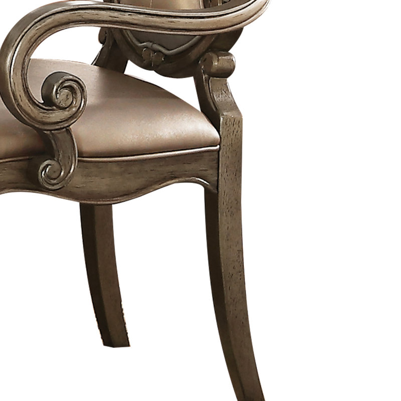 Paire de fauteuils rétro - siège et dossier rembourrés, moulures couronnées à volutes élégantes, tablier en bois robuste avec deux dossiers à 2 coussins, élégant