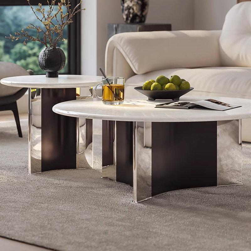 Pomme blanche, H 14,17 po x L 31,49 po x l 31,49 po