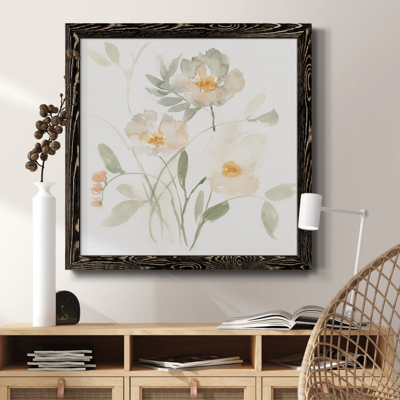 «Whispering Petals II», art mural sur toile, Cadre noir, H 20 po x l 20 po x P 1,5 po