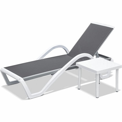 Patio Chaise Lounge Adjustable Aluminum Pool Lounge Chairs With Arm All Weather Pool Chairs For Outside,In-Pool,Lawn (1 Lounge Chair+1 Plastic Table)