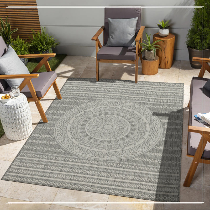 Tapis argenté intérieur / extérieur, Rectangle 7 pi 10 po x 10 pi 3 po