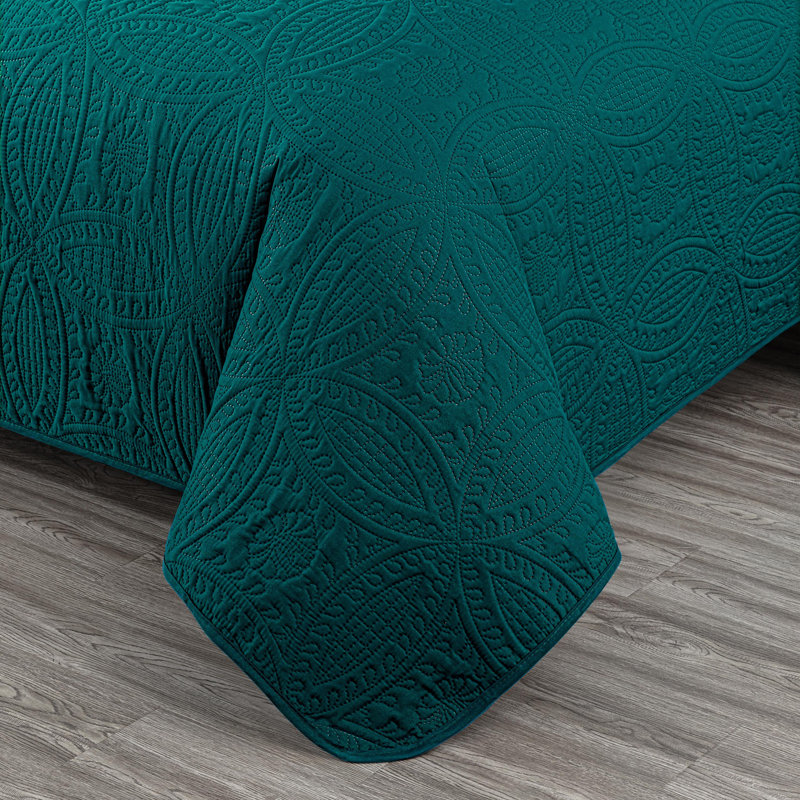 Austin Microfiber Reversible 3-Piece Coverlet / Bedspread Set, King Coverlet / Bedspread + 2 King Shams, Teal