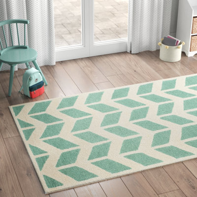 Deedgra Hand Tufted Wool Chevron Rug